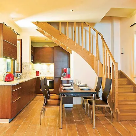 Spanochori Sleeps 6 Air Con Wifi Willa *