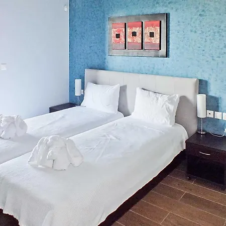 Spanochori Sleeps 6 Air Con Wifi Willa